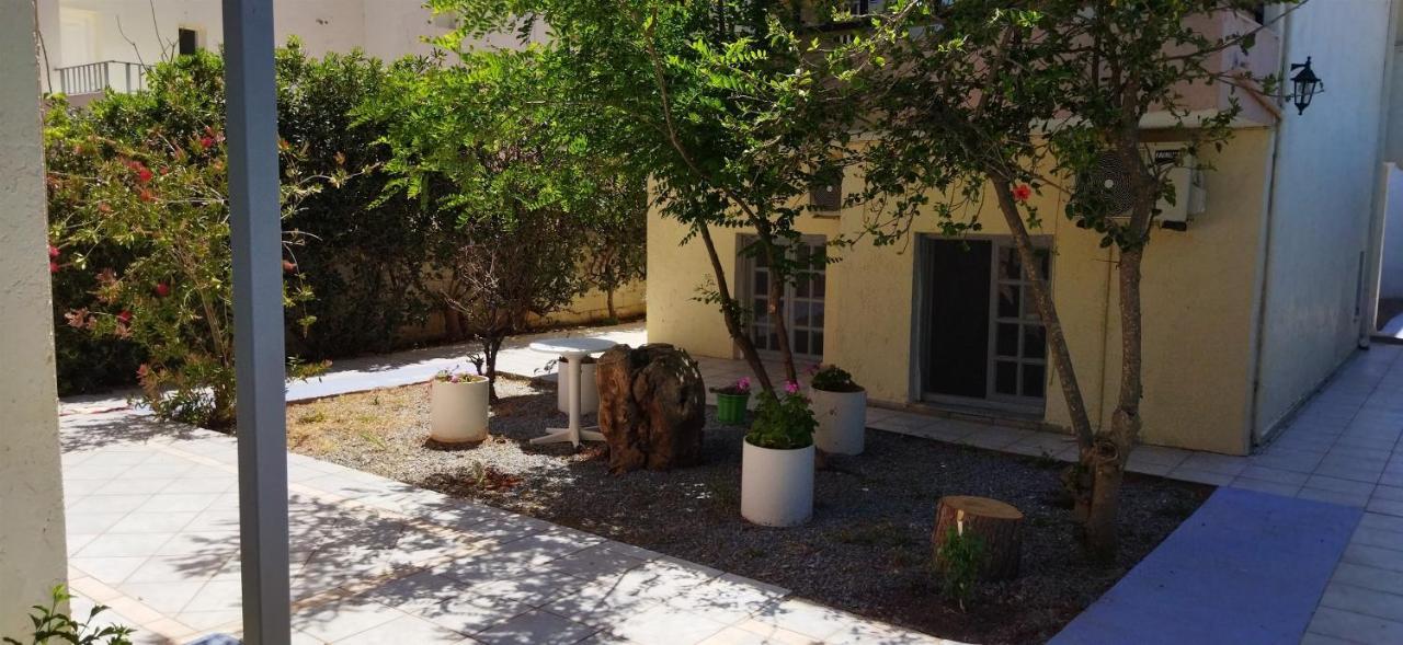 Cleo 250m From The Beach 2* Malia (Crete)