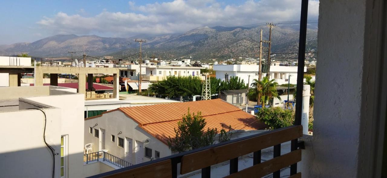 Hotel Cleo 250m From The Beach 2*